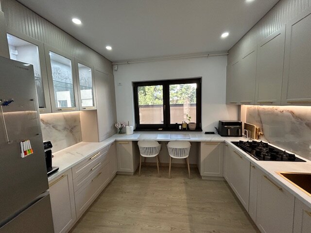 Prelungirea Ghencea, casa superba la vanzare mobilata utilata an 2022